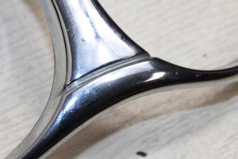 TRIUMPH TROPHY 1200 RAMKA REFLEKTORA CHROM PRZÓD