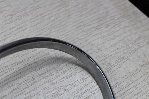 TRIUMPH TROPHY 1200 RAMKA REFLEKTORA CHROM PRZÓD