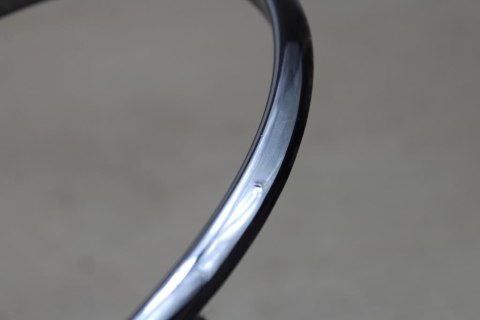 TRIUMPH TROPHY 1200 RAMKA REFLEKTORA CHROM PRZÓD