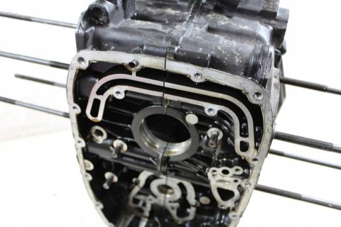 BMW R850 RT R22 01-06 KARTERY BLOK SILNIKA ŚRUBY