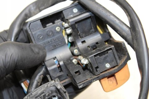 BMW R1100 RT PRZEŁĄCZNIK LEWY ŚWIATEŁ 2306058