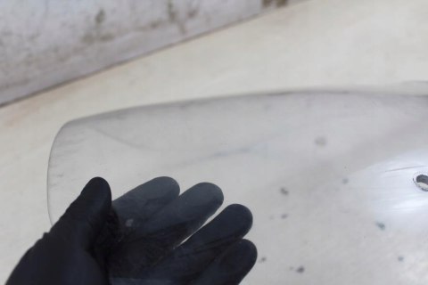 BMW R1100 RT OWIEWKA SZYBA 2313658