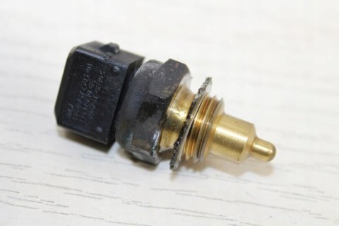 BMW R1200 S K29 CZUJNIK TEMPERATURY OLEJU 7672505