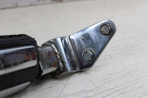 HONDA VT1100 SC18 SET PRAWY PRZÓD + PODNÓŻEK