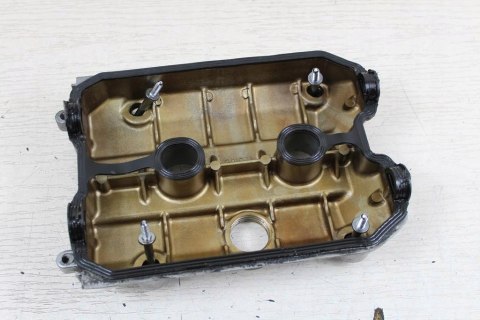 HONDA ST1100 POKRYWA DEKIEL GŁOWICY PRAWEJ