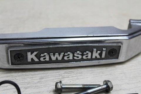 KAWASAKI KZ750 H LTD OSŁONA LOGO PÓŁKI DOLNEJ