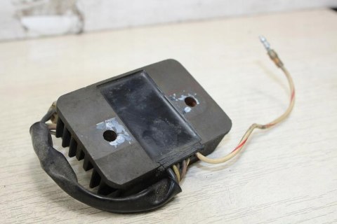 KAWASAKI KZ750 H LTD REGULATOR NAPIĘCIA SH230-12