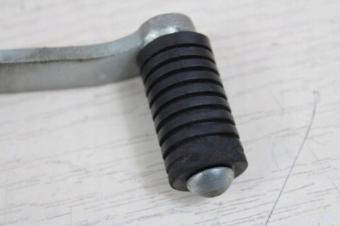 YAMAHA FZ6 N RJ07 DŹWIGNIA HAMULCA NOŻNEGO PRAWA