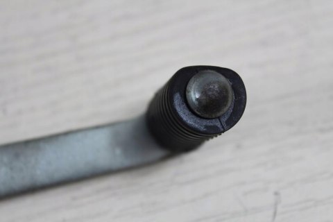 YAMAHA FZ6 N RJ07 DŹWIGNIA HAMULCA NOŻNEGO PRAWA