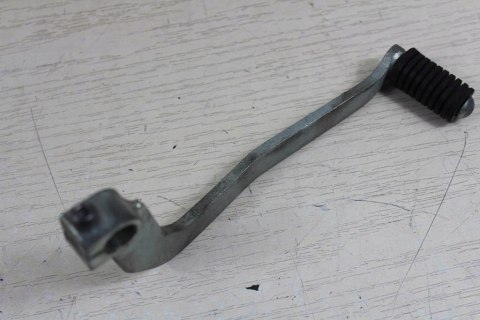 YAMAHA FZ6 N RJ07 DŹWIGNIA HAMULCA NOŻNEGO PRAWA