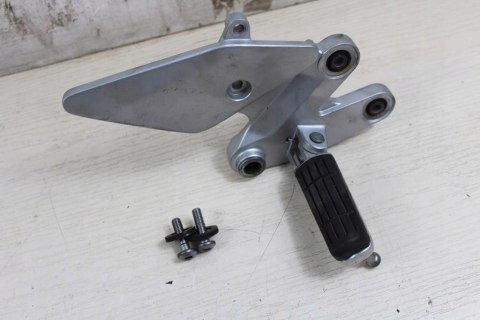 YAMAHA FZ6 N RJ07 SET PRAWY PRZÓD + PODNÓŻEK