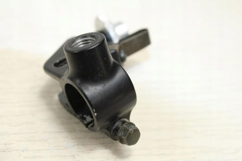YAMAHA FZ6 N RJ07 UCHWYT LEWY KLAMKI SPRZĘGŁA