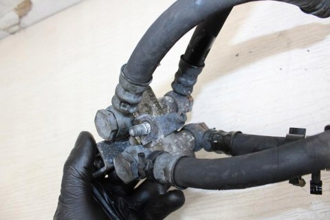 BMW R1100 RT PRZEWODY CHŁODNICY OLEJU 2134420