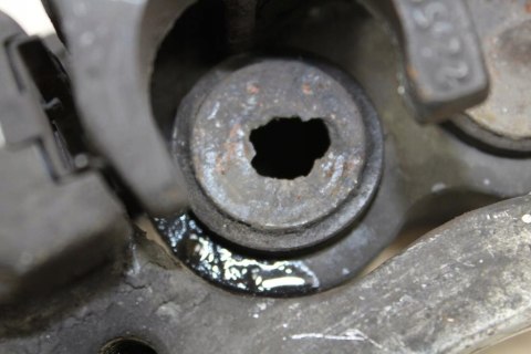 BMW R1100 RT ZACISK HAMULCOWY TYŁ TYLNY