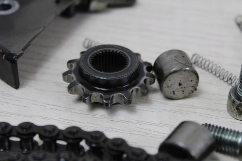 KAWASAKI LTD450 LTD454 NAPĘD ROZRUSZNIKA KOŁO WOLN