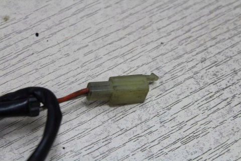 SUZUKI SV650 S K2 CZUJNIK STOP HAMULCA TYŁ NOŻNEGO