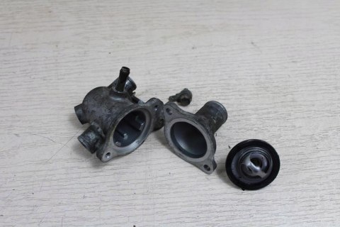 SUZUKI SV650 S K2 TERMOSTAT + OBUDOWA