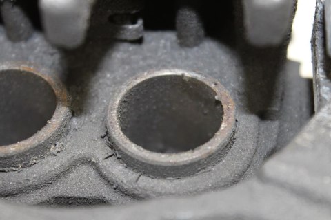 HONDA GL1500 SC22B ZACISK HAMULCOWY LEWY PRZÓD