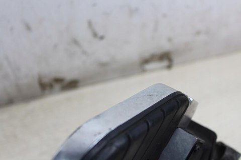 HONDA GL1500 SC22B SET TYŁ LEWY PODNÓŻEK PODEST