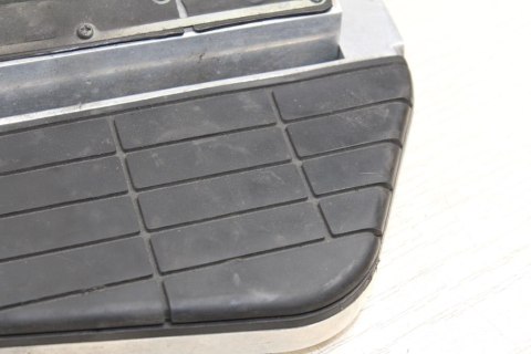 HONDA GL1500 SC22B SET TYŁ PRAWY PODNÓŻEK PODEST