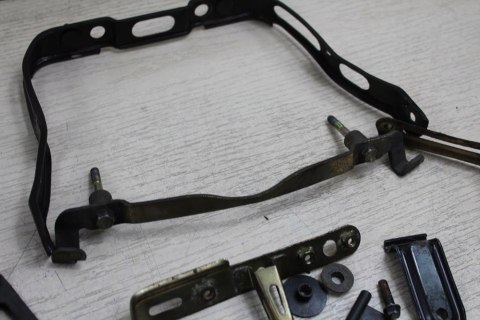 HONDA GL1500 SC22B UCHWYTY MOCOWANIA OWIEWEK MIX