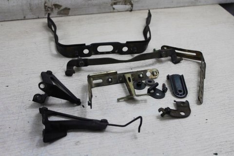 HONDA GL1500 SC22B UCHWYTY MOCOWANIA OWIEWEK MIX