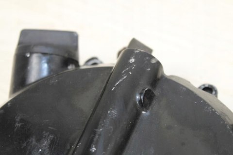 KAWASAKI GPX600 R DEKIEL POKRYWA SPRZĘGŁA PRAWA