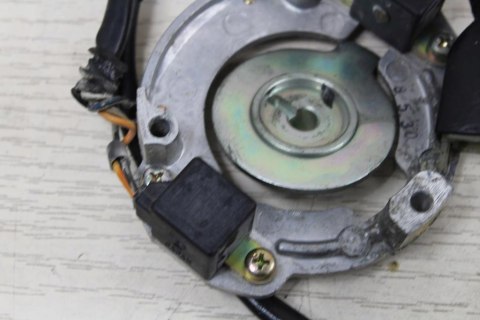KAWASAKI GPX600 R IMPULSATOR CZUJNIK HALLA