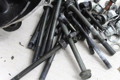 KAWASAKI GPX600 R KARTERY BLOK SILNIKA + ŚRUBY