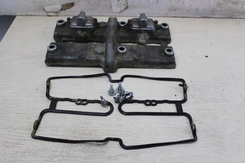 KAWASAKI GPX600 R POKRYWA DEKIEL GŁOWICY