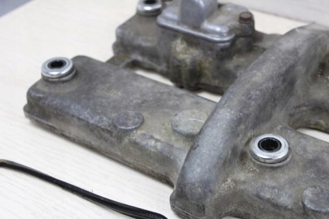 KAWASAKI GPX600 R POKRYWA DEKIEL GŁOWICY