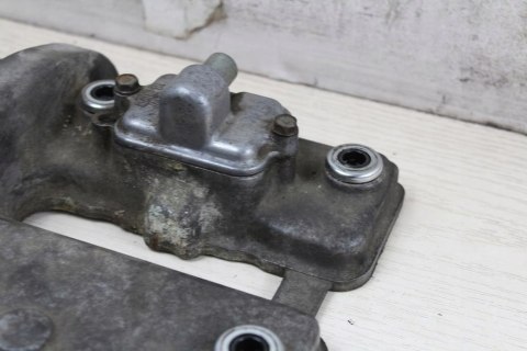 KAWASAKI GPX600 R POKRYWA DEKIEL GŁOWICY
