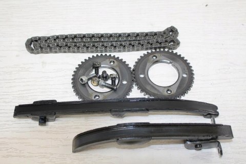 KAWASAKI GPX600 R ROZRZĄD + ŚLIZGI + ŁAŃCUCH