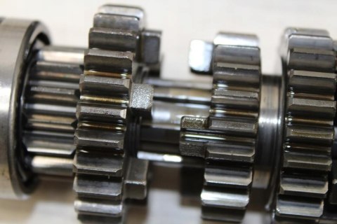 KAWASAKI GPX600 R SKRZYNIA BIEGÓW KOMPLET WODZIKI