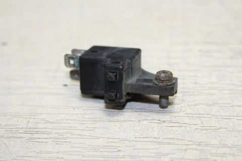HONDA GL1500 SC22 CZUJNIK STOP HAMULCA PRZÓD