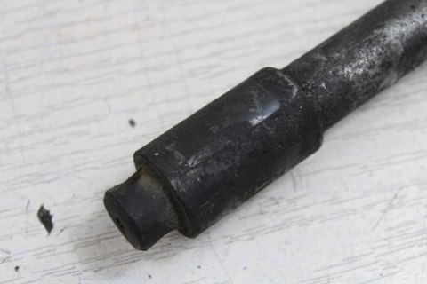 HONDA GL1500 SC22 OŚ KOŁA TYŁ OŚKA 20MM 355MM