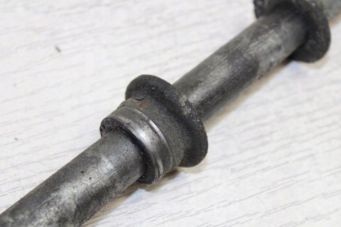 HONDA GL1500 SC22 OŚ KOŁA TYŁ OŚKA 20MM 355MM
