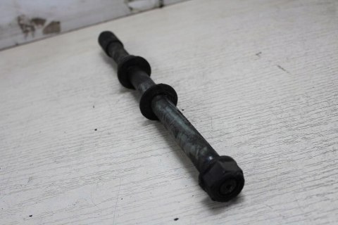 HONDA GL1500 SC22 OŚ KOŁA TYŁ OŚKA 20MM 355MM