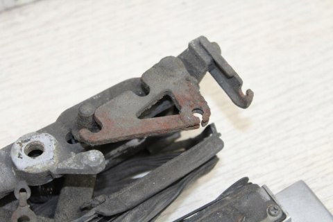 HONDA GL1500 SC22 PODEST SET LEWY TYŁ PODNÓŻEK