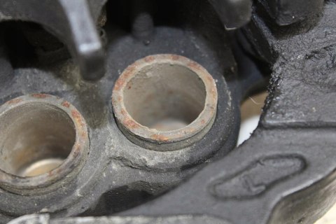 HONDA GL1500 SC22 ZACISK HAMULCOWY LEWY PRZÓD