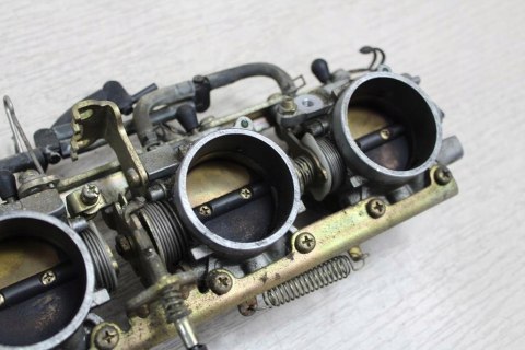 YAMAHA FJR1300 RP04 PRZEPUSTNICE MIKUNI