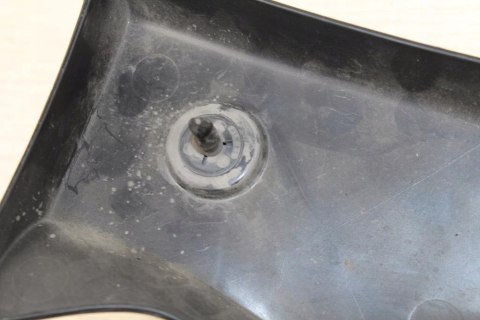 BMW R1150 RT OWIEWKA LEWA POD SIEDZENIE 2313697