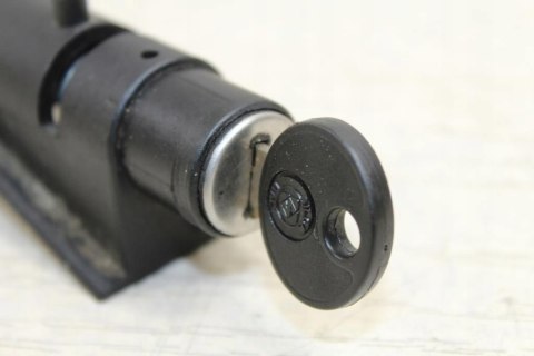 BMW R1150 RT ZAMEK SIEDZENIA PASAŻERA TYŁ 2313203