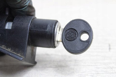 BMW R1150 RT ZAMEK SIEDZENIA PASAŻERA TYŁ 2313203