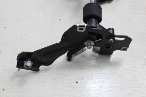 BMW K1200 GT K44 UCHWYT SIEDZENIA PRZÓD 7687977