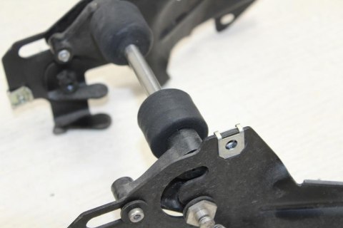 BMW K1200 GT K44 UCHWYT SIEDZENIA PRZÓD 7687977
