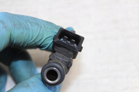 BMW K1200 GT K44 WTRYSKIWACZ WTRYSK 0280158037