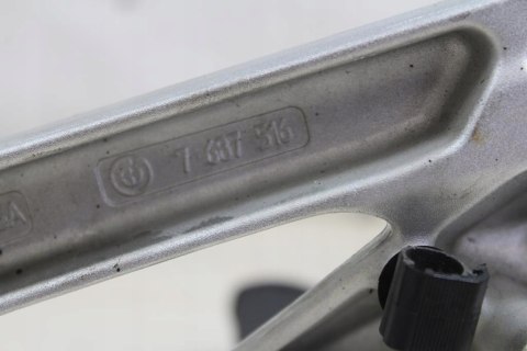 BMW K1200 GT K44 SET PRAWY P T+ PODNÓŻKI 7 687 516