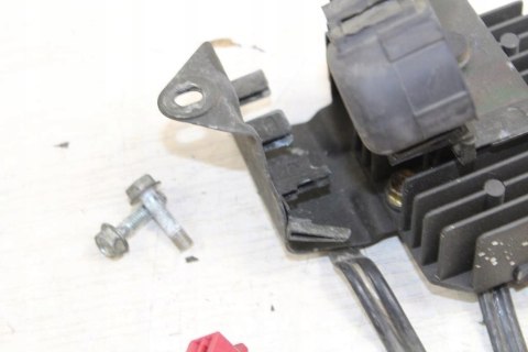 HONDA CX500 C REGULATOR NAPIĘCIA SH232-12 + STELAŻ