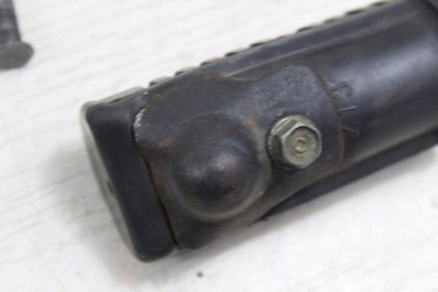 HONDA CX500 C PODNÓŻEK LEWY PRZÓD